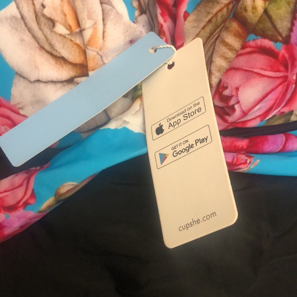 #17 cupshe Floral and Black halter one piece swimsuit.large nwt - Picture 7 of 8